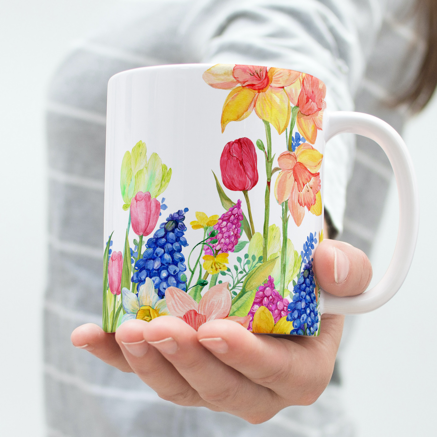 Squirrel in Tulip Garden Mug - 15oz